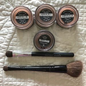 BareMinerals Eye Shadow with brushes